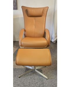 Delta Swing lænestol i cognac farvet læder.