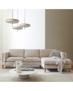 Fjord chaiselong sofa i tidsløst design.