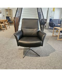 BD Möbel Havana lounge lænestol i sort læder med justerbar ryglæn. Udstillingsmodel.