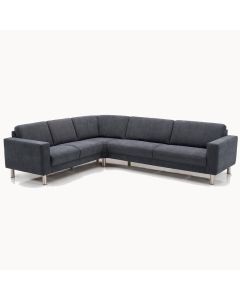 Living Room City - Hjørnesofa i mørkegrå farve.