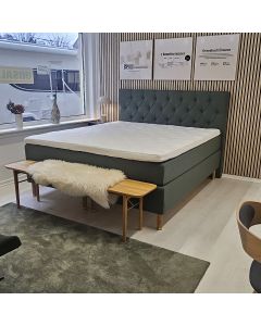 OPUS Home kontinentalseng med 7 komfortzoner og high pocket. Vælg mellem Medium, Fast, Ekstra fast, Medium/ Fast, Fast/ Ekstra fast i madrasserne.